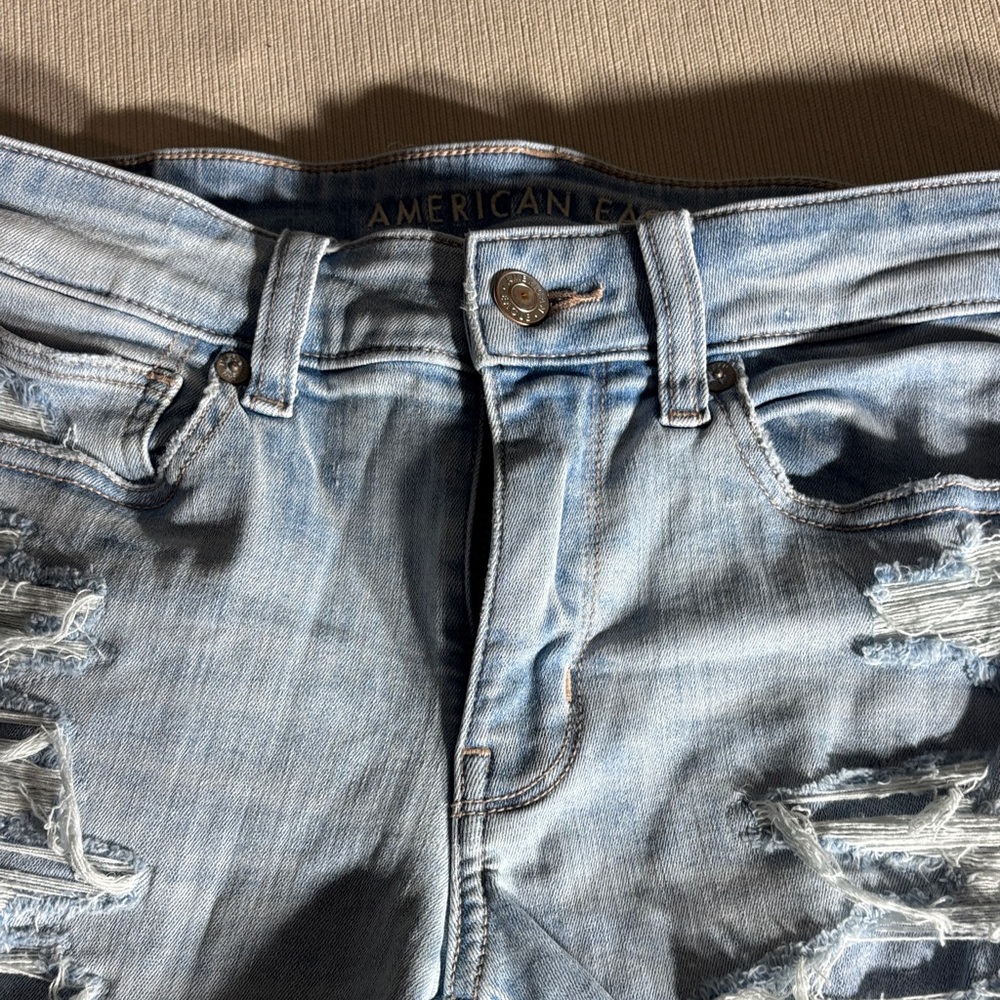 American Eagle Distressed Light Blue Jeans shorts - Picture 1 of 11